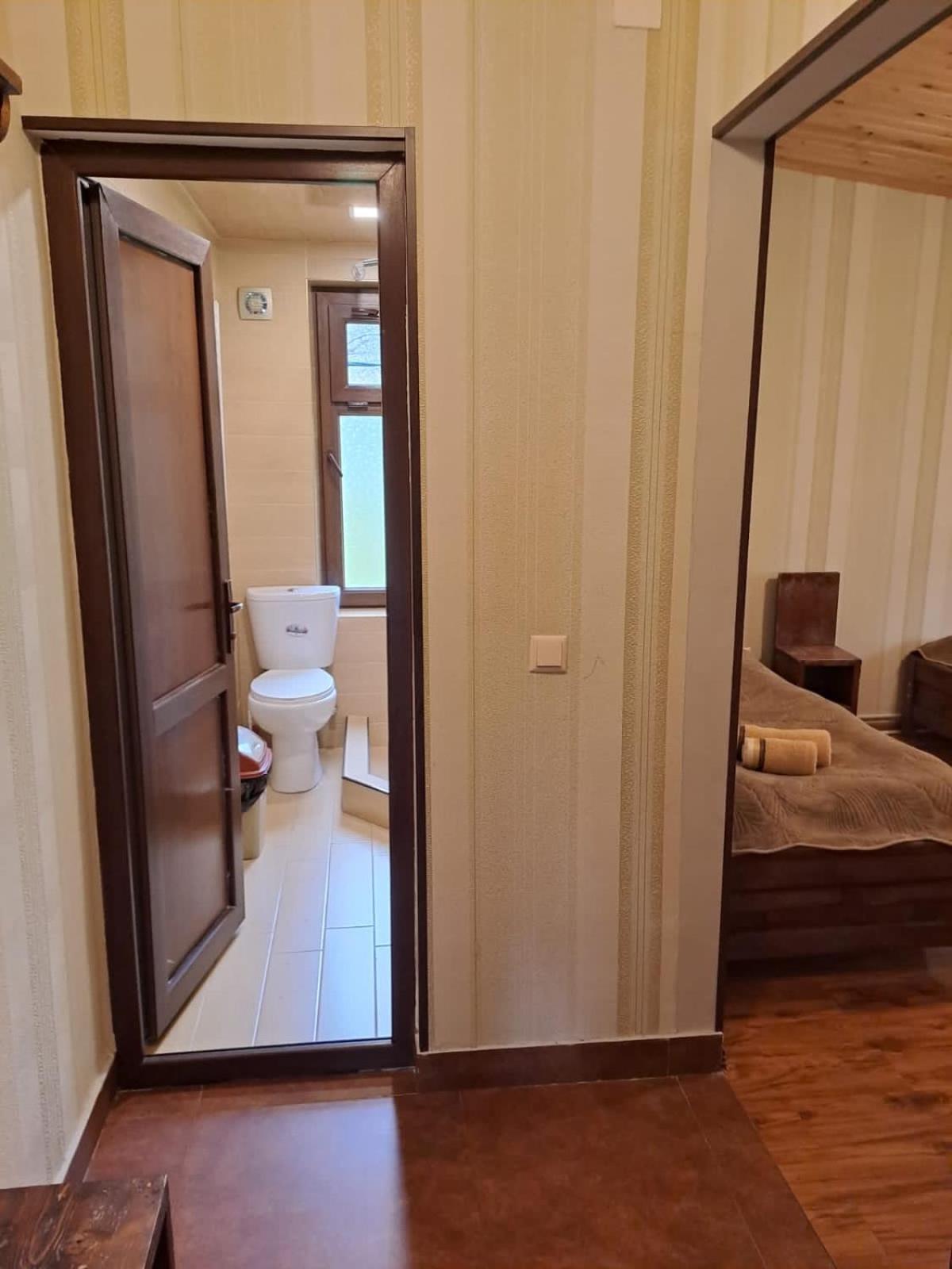 Guest House Kaldani Μέστια Εξωτερικό φωτογραφία