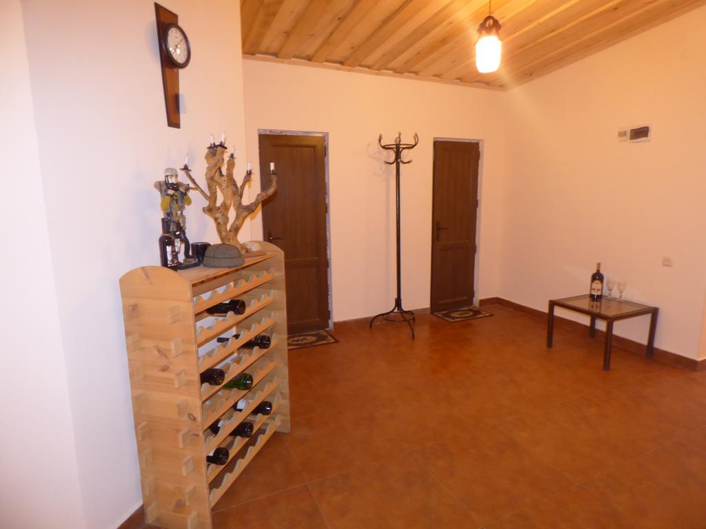 Guest House Kaldani Μέστια Εξωτερικό φωτογραφία